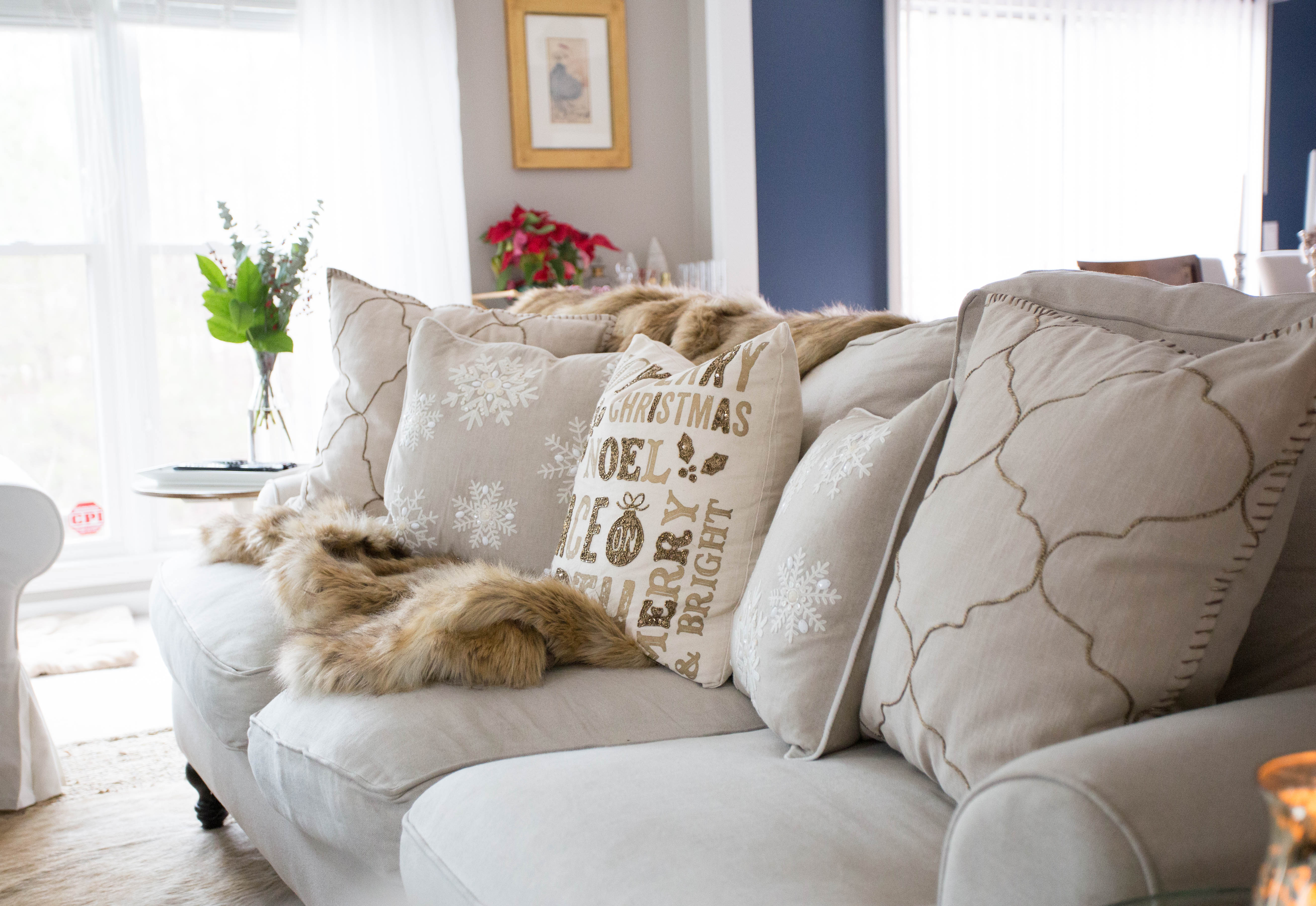 Christmas Home Tour by coffee blogger Amy of Coffee Beans and Bobby Pins