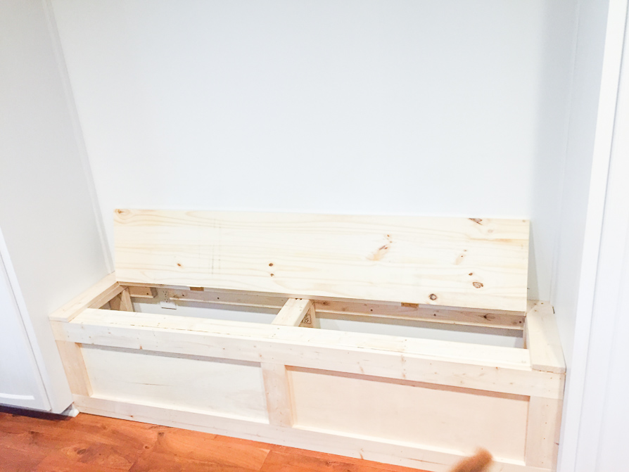 DIY Kitchen Bench featured by top US lifestyle blog Coffee Beans and Bobby Pins